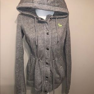 Abercrombie & Fitch sweater
